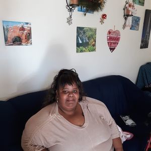 Meet your Posher, Yvette